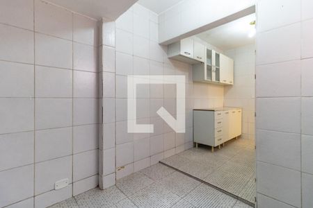 Casa à venda com 95m², 2 quartos e 2 vagas Casa à venda com 95m², 2 quartos e 2 vagasCozinha da Edícula