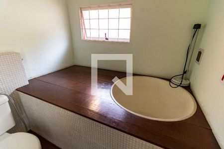 Casa à venda com 95m², 2 quartos e 2 vagas Casa à venda com 95m², 2 quartos e 2 vagasBanheiro da Suíte