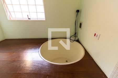 Casa à venda com 95m², 2 quartos e 2 vagas Casa à venda com 95m², 2 quartos e 2 vagasBanheiro da Suíte