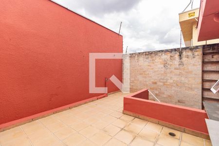 Casa à venda com 95m², 2 quartos e 2 vagas Casa à venda com 95m², 2 quartos e 2 vagasQuintal