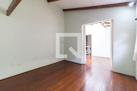 Casa à venda com 95m², 2 quartos e 2 vagas Casa à venda com 95m², 2 quartos e 2 vagasSuíte