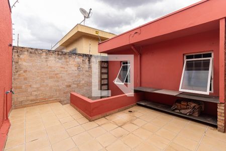 Casa à venda com 95m², 2 quartos e 2 vagas Casa à venda com 95m², 2 quartos e 2 vagasQuintal