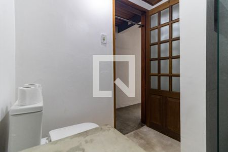 Casa à venda com 95m², 2 quartos e 2 vagas Casa à venda com 95m², 2 quartos e 2 vagasBanheiro Social