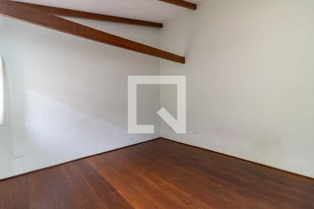 Casa à venda com 95m², 2 quartos e 2 vagas Casa à venda com 95m², 2 quartos e 2 vagasSuíte