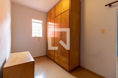 Casa à venda com 95m², 2 quartos e 2 vagas Casa à venda com 95m², 2 quartos e 2 vagasCloset do Quarto 2