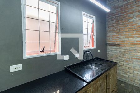 Casa à venda com 95m², 2 quartos e 2 vagas Casa à venda com 95m², 2 quartos e 2 vagasCozinha