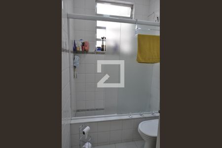 Apartamento à venda com 90m², 2 quartos e sem vagaBanheiro