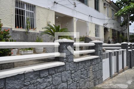 Apartamento à venda com 90m², 2 quartos e sem vagaFachada