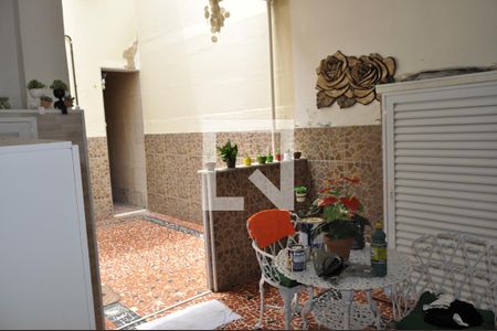 Apartamento à venda com 90m², 2 quartos e sem vagaÁrea comum