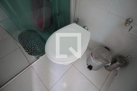 Casa à venda com 220m², 4 quartos e 2 vagasBanheiro da Suite 2