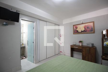 Casa à venda com 220m², 4 quartos e 2 vagasSuite 1