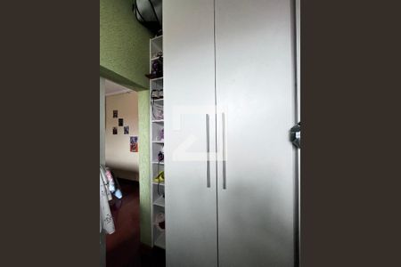 Casa à venda com 352m², 4 quartos e 4 vagasQuarto de Serviço