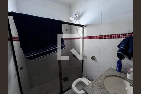 Casa à venda com 352m², 4 quartos e 4 vagasBanheiro