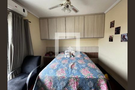 Casa à venda com 352m², 4 quartos e 4 vagasQuarto de Serviço