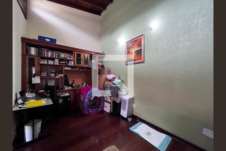 Casa à venda com 352m², 4 quartos e 4 vagasQuarto 3