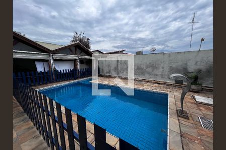 Casa à venda com 352m², 4 quartos e 4 vagasÁrea comum