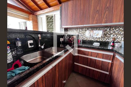 Casa à venda com 352m², 4 quartos e 4 vagasÁrea comum