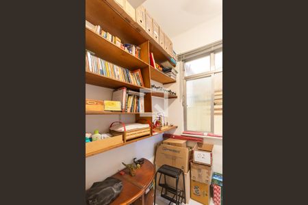 Apartamento à venda com 75m², 3 quartos e sem vagaQuarto de Serviço