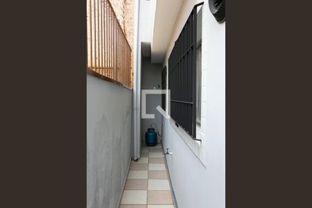 Casa à venda com 100m², 2 quartos e 3 vagasCorredor da Cozinha