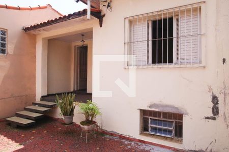 Casa à venda com 128m², 2 quartos e 5 vagas Casa à venda com 128m², 2 quartos e 5 vagasGaragem