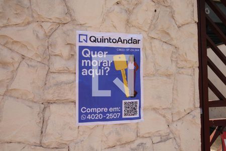 Casa à venda com 128m², 2 quartos e 5 vagas Casa à venda com 128m², 2 quartos e 5 vagasPlaquinha