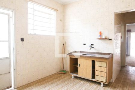 Casa à venda com 128m², 2 quartos e 5 vagas Casa à venda com 128m², 2 quartos e 5 vagasCozinha