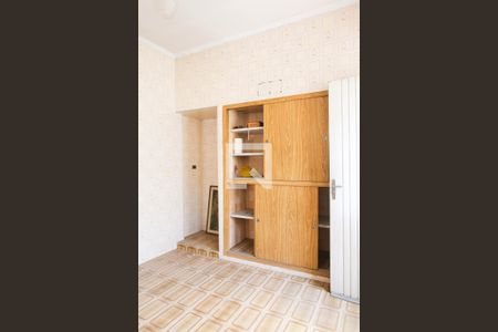 Casa à venda com 128m², 2 quartos e 5 vagas Casa à venda com 128m², 2 quartos e 5 vagasCozinha