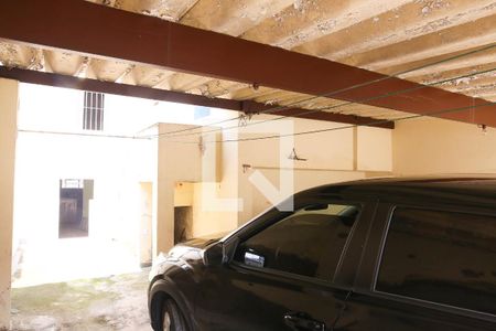 Casa à venda com 128m², 2 quartos e 5 vagas Casa à venda com 128m², 2 quartos e 5 vagasGaragem