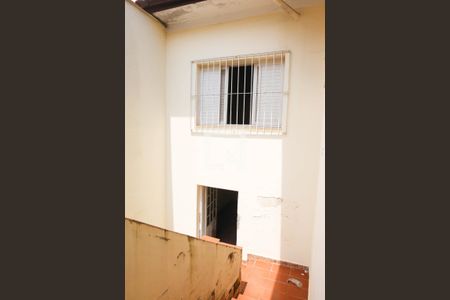 Casa à venda com 128m², 2 quartos e 5 vagas Casa à venda com 128m², 2 quartos e 5 vagasQuintal