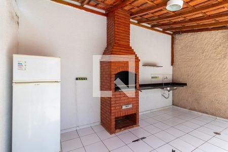 Apartamento à venda com 44m², 2 quartos e 1 vaga Apartamento à venda com 44m², 2 quartos e 1 vagaÁrea comum - Churrasqueira