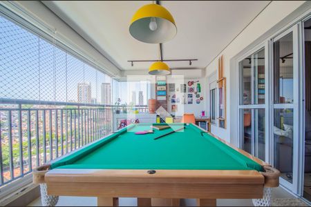 Apartamento à venda com 110m², 3 quartos e 2 vagas Apartamento à venda com 110m², 3 quartos e 2 vagasVaranda gourmet