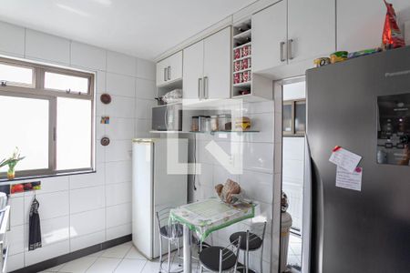 Apartamento à venda com 220m², 5 quartos e 3 vagasCozinha