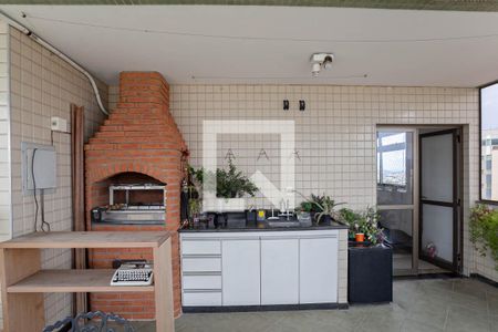 Apartamento à venda com 220m², 5 quartos e 3 vagasCobertura