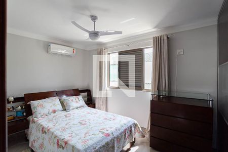 Apartamento à venda com 220m², 5 quartos e 3 vagasCobertura - Suíte 2