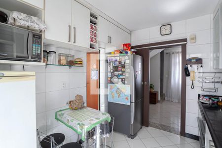 Apartamento à venda com 220m², 5 quartos e 3 vagasCozinha