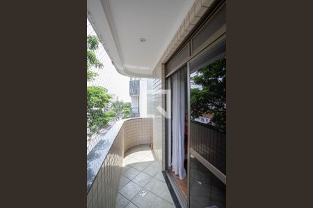 Apartamento à venda com 220m², 5 quartos e 3 vagasVaranda da suíte 1