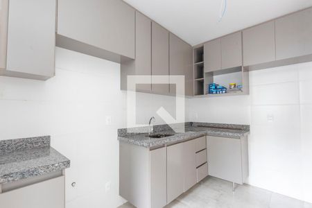 Apartamento à venda com 96m², 2 quartos e 2 vagasCozinha
