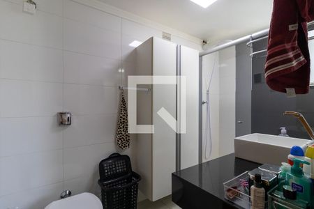 Apartamento à venda com 127m², 3 quartos e 1 vaga Apartamento à venda com 127m², 3 quartos e 1 vagaBanheiro da suíte