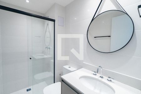 Banheiro de kitnet/studio para alugar com 1 quarto, 26m² em Vila Clementino, São Paulo