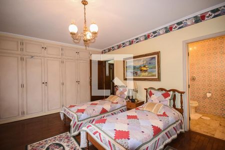 Casa à venda com 519m², 4 quartos e 4 vagas Casa à venda com 519m², 4 quartos e 4 vagasSuíte 2