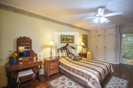 Casa à venda com 519m², 4 quartos e 4 vagas Casa à venda com 519m², 4 quartos e 4 vagasSuíte 1