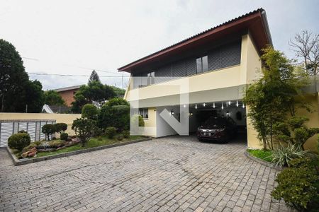 Casa à venda com 519m², 4 quartos e 4 vagas Casa à venda com 519m², 4 quartos e 4 vagasGaragem