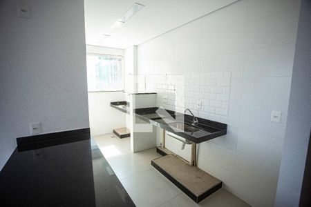 Apartamento à venda com 62m², 2 quartos e 2 vagasCozinha