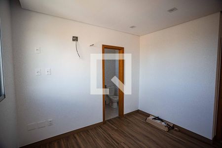 Apartamento à venda com 62m², 2 quartos e 2 vagasSuíte