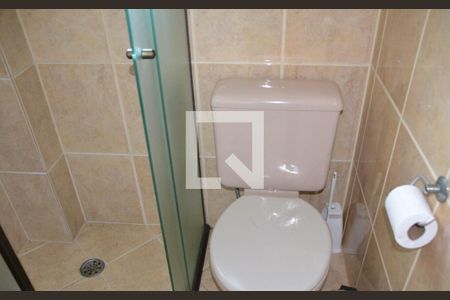 Casa à venda com 235m², 4 quartos e 2 vagasBanheiro