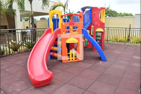 Apartamento para alugar com 65m², 2 quartos e 2 vagasÁrea comum - Playground