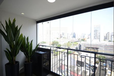 Varanda de kitnet/studio para alugar com 1 quarto, 28m² em Vila Mariana, São Paulo