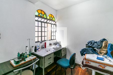 Casa à venda com 315m², 3 quartos e 8 vagas Casa à venda com 315m², 3 quartos e 8 vagasQuarto de Serviço