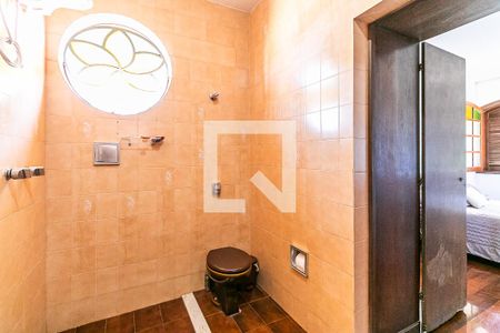 Casa à venda com 315m², 3 quartos e 8 vagas Casa à venda com 315m², 3 quartos e 8 vagasBanheiro da Suíte