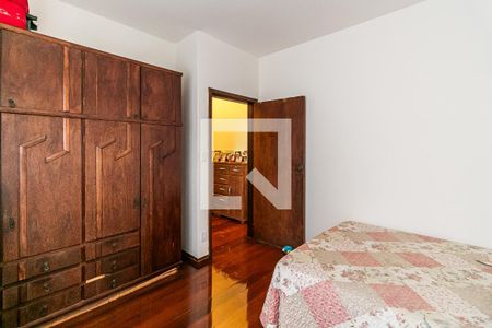 Casa à venda com 315m², 3 quartos e 8 vagas Casa à venda com 315m², 3 quartos e 8 vagasQuarto 1